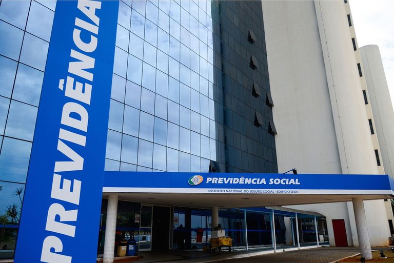 Imagem do cérebro agindo de forma inteligente